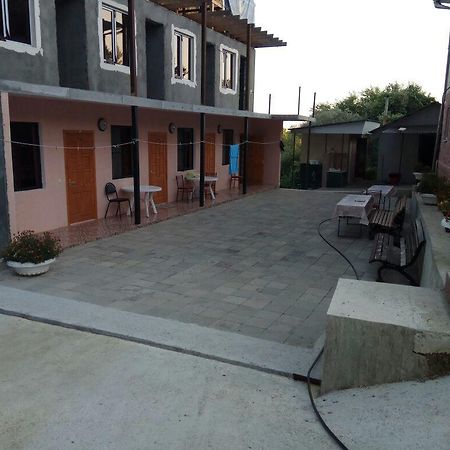 New Athos Guesthouse Rihanna מראה חיצוני תמונה