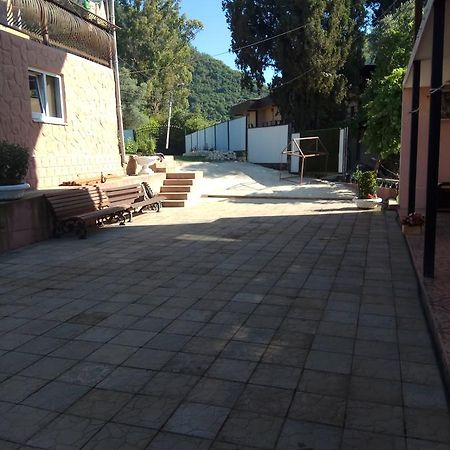 New Athos Guesthouse Rihanna מראה חיצוני תמונה